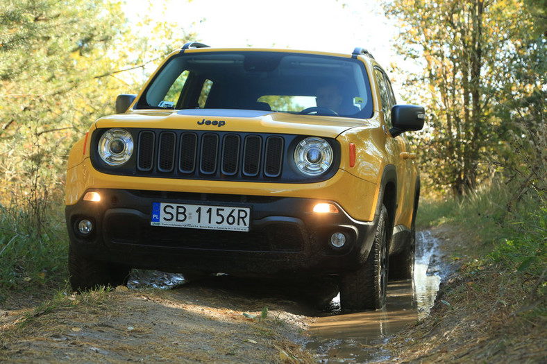 Jeep Renegade 4x4 1.4 kontra Jeep Renegade  2.0 Trailhawk - rodzinna potyczka