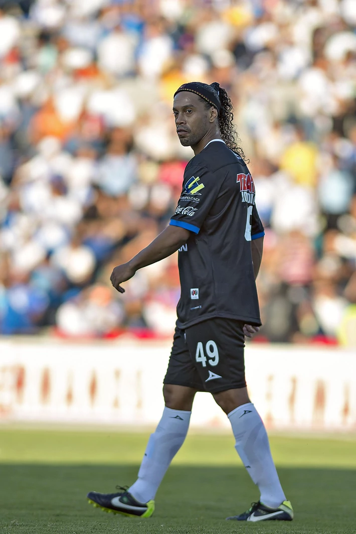 9. Ronaldinho - 83 mln euro