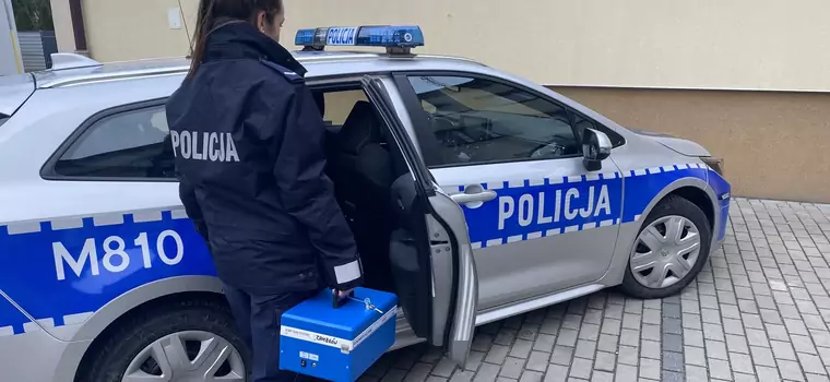 Policja pochwaliła się nowym sprzętem. Do czego służy "niebieskie pudełko"?