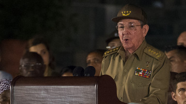 Raul Castro obiecał bronić socjalistycznej spuścizny swego brata