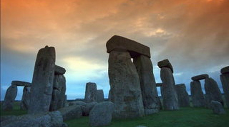 Stonehenge-ben a halált ünnepelték