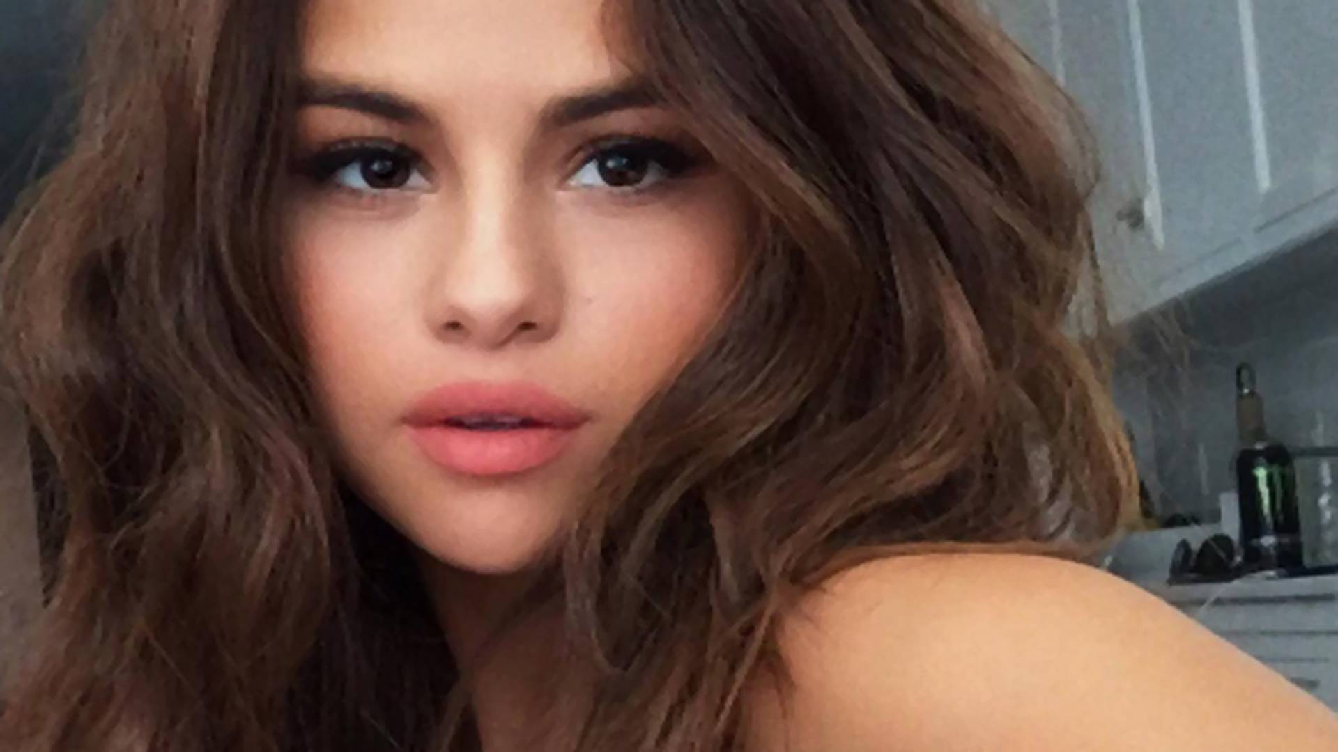 10 najpopularnijih Instagram fotki 2016. godine (a na 8 je Selena Gomez)