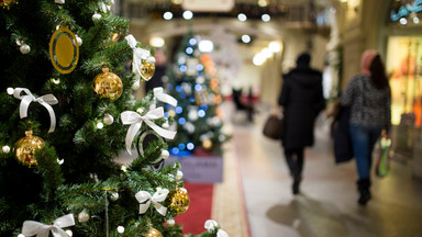 Polacy chcą więcej niedziel handlowych przed Bożym Narodzeniem. Jest apel do rządu