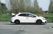 Honda Civic Type R kontra Ford Focus RS - który hot-hatch jest lepszy na torze?