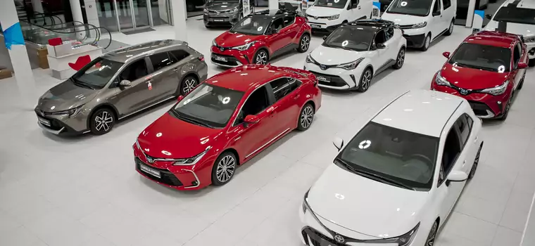 Wyprzedaż 2020 w salonach Toyoty - na jakie rabaty można liczyć?
