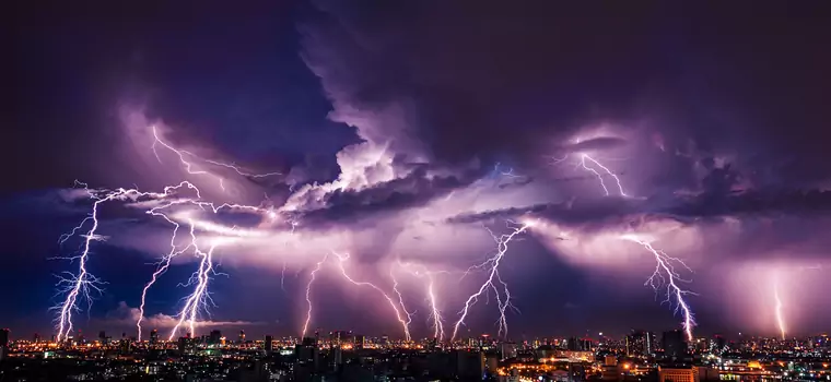 Fakty i mity o burzy - jak chronić elektronikę i zachowywać się w trakcie burzy?
