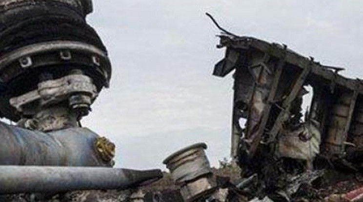 Holland források: Orosz rakéta végzett az Ukrajnában lelőtt a maláj géppel