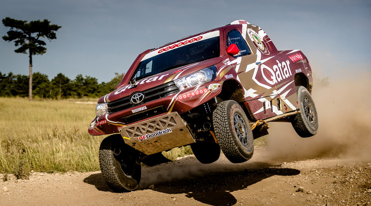 A kétszeres Dakar-bajnok katari Nasszer al-
Attijah szereti hazánkat