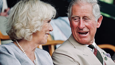 Król Karol III i królowa Kamila zmieniają brytyjską monarchię. W sondażach zaskoczenie