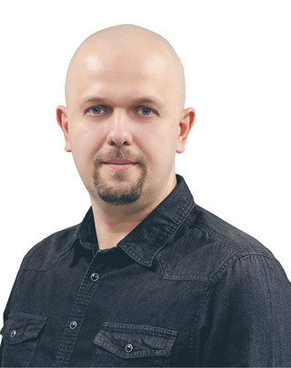 Tomasz Zieliński, autor bloga Informatyk Zakładowy (informatyk zakladowy.pl), programista z 20-letnim doświadczeniem