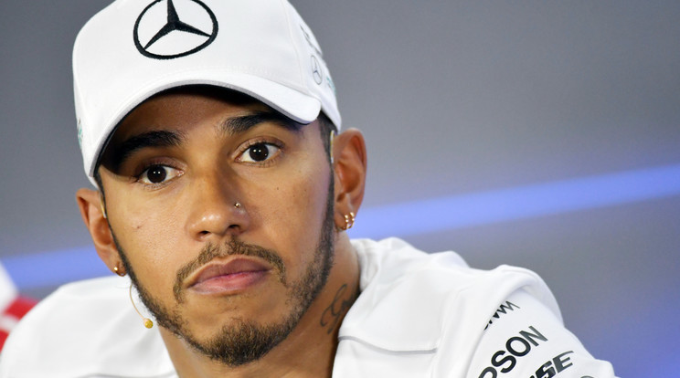 Lewis Hamiltont megviselték a hozzászólások / Fotó: AFP
