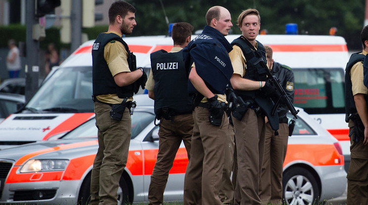 A letartóztatott fiú kapcsolatban állt a müncheni merénylővel. /Fotó: AFP