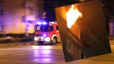 Pożar w Nowej Hucie. Kobieta uciekła z mieszkania po gzymsie [NAGRANIE]