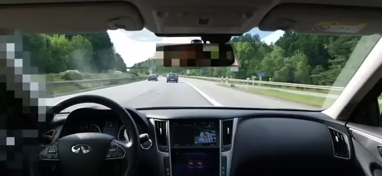 Infiniti Q50 jeździ bez kierowcy. Test na autostradzie
