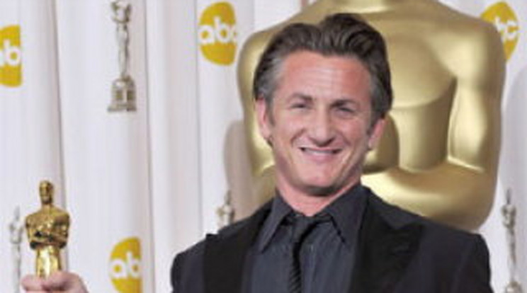 Közhasznú munkára ítélték Sean Pennt 