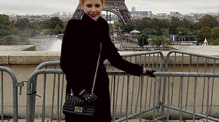 Pasija nélkül csatangolt Párizsban Orosz Barbi