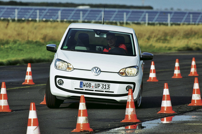 Volkswagen UP! kontra Peugeot 107 i Ford KA: mały Volkswagen w natarciu