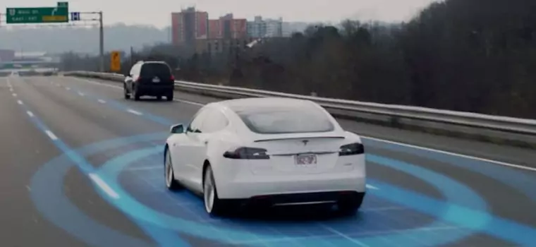 Tesla udostępni w tym miesiącu w pełni autonomiczną jazdę w wersji beta