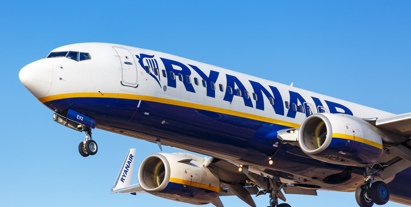 Dokąd wyruszą Polacy na majówkę? Kierunki podał Ryanair