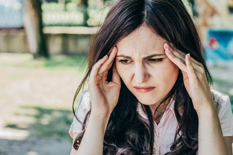 Skąd się bierze migrena?