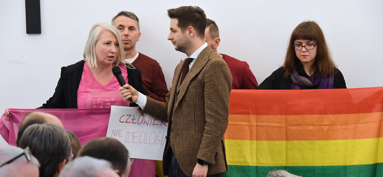 Debata z Jakim i Kempą na Uniwersytecie Papieskim. Ostra wymiana zdań z działaczami LGBT