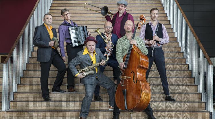 Amsterdam Klezmer Band