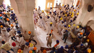 Indie: Starcia przed Złotą Świątynią w Amritsarze w 30. rocznicę ataku