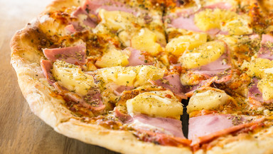 Prezydent Islandii chciałby zakazać pizzy z anansem. Popierają go włoscy rolnicy
