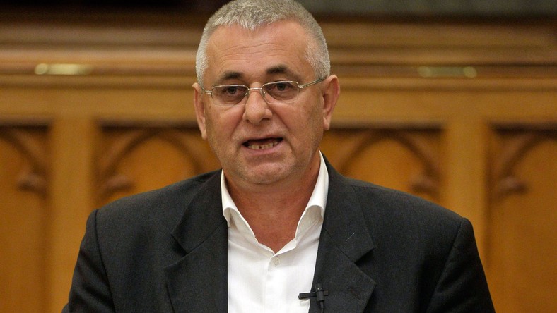 KÃ©ptalÃ¡lat a kÃ¶vetkezÅre: âDemeter ZoltÃ¡n kÃ©pviselÅ-kÃ©pâ