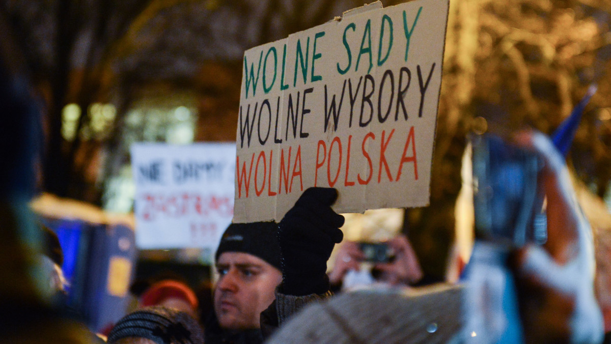 WARSZAWA SEJM PROTEST OBYWATELI RP (protest Obywateli RP przed Sejmem)