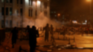 Gaz łzawiący na demonstracji z udziałem zwolenników Mursiego