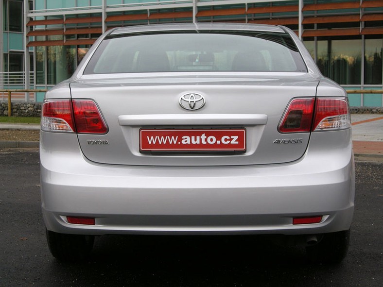 Toyota Avensis: pierwsze wrażenia z jazdy