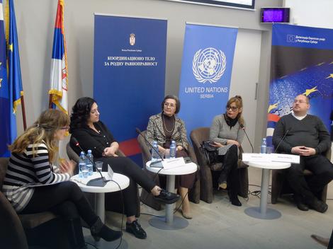 Učesnici panela: Jovana Dimitrijević (u sredini)