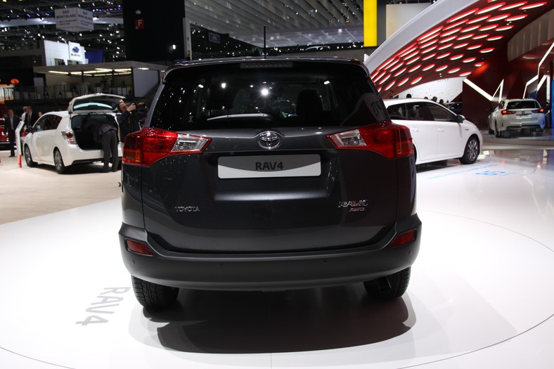 Toyota RAV4 (Genewa 2013)