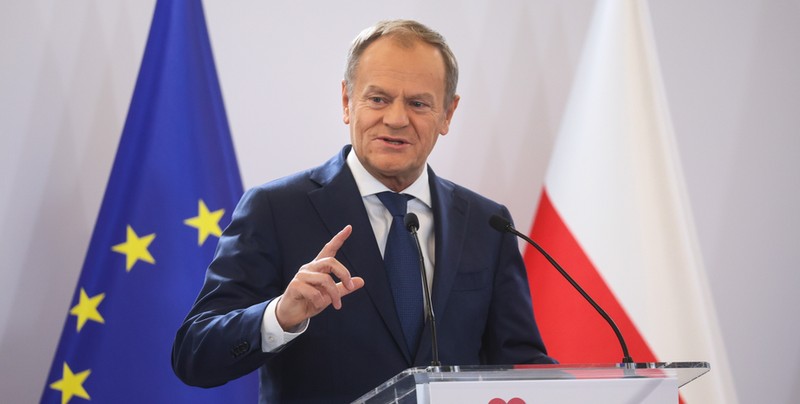 Donald Tusk o wyborach europejskich. "Nie można tam wysyłać idiotów" [RELACJA NA ŻYWO]