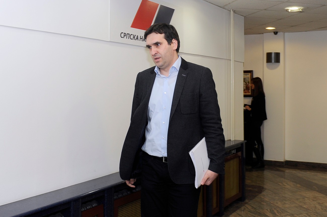 GRADONAČELNIK MISLI NA MAJKU Radomir Nikolić odlikovao Fondaciju “Dragica Nikolić”