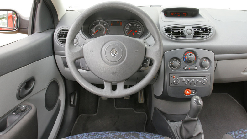 7. Renault Clio III (2005-12) - od 10 500 zł  