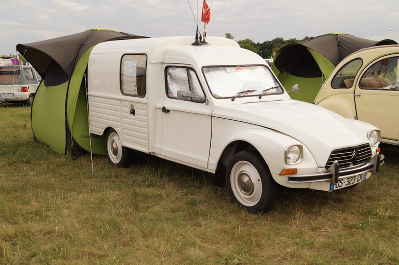 21. Światowy Zlot Miłośników Citroëna 2CV w Toruniu