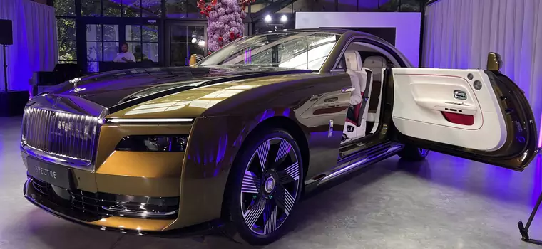 Widziałem Rolls-Royce’a Spectre. To trzytonowe coupe ustanawia aż sześć precedensów w historii firmy