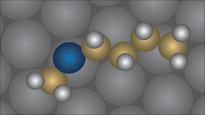 Nano-silnik. Wizualizacja molekuły. Kolorem niebieskim jest zaznaczony atom siarki, który jest osią wokół której wiruje cząsteczka