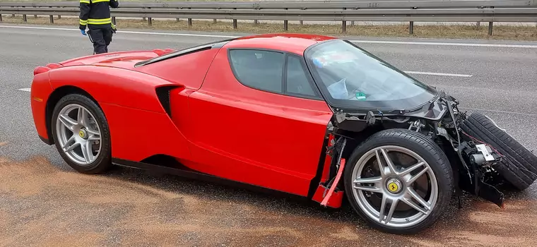 Ferrari Enzo rozbite na niemieckiej autostradzie. Prawdopodobnie nie prowadził właściciel