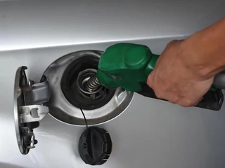 paliwa_benzyna_olej napędowy_tankowanie