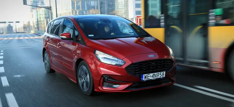 Ford S-Max 2.5 Hybrid eCVT FWD – Rodzinnie i ekologicznie – Test