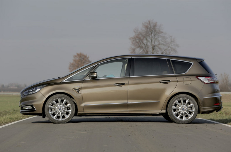 Ford S-Max Vignale - van idealnie skrojony