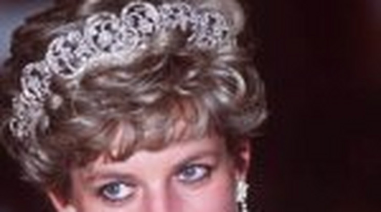 Lady Diana halála jól jött az udvarnak