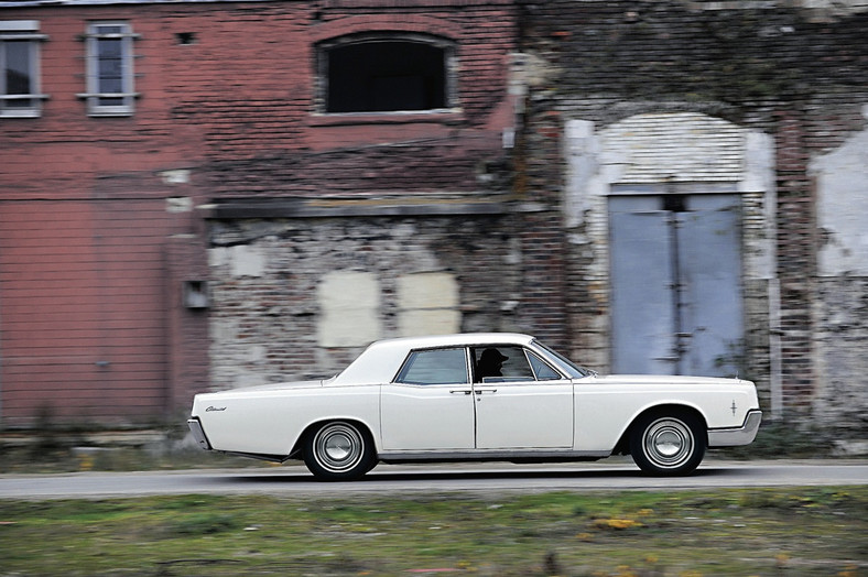 Lincoln Continental