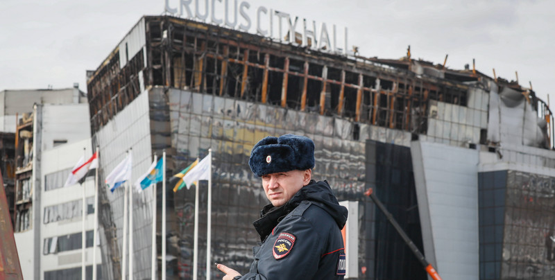 Cisza wokół właściciela sali, w której doszło do zamachu. To poplecznik Putina, który wspierał Donalda Trumpa