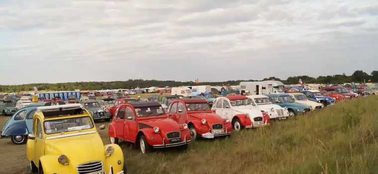 21. Światowy Zlot Miłośników Citroëna 2CV w Toruniu