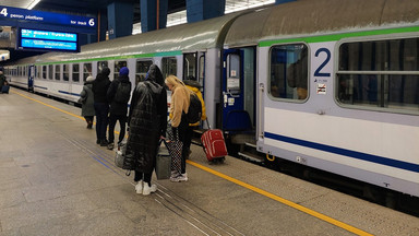 Wielka zmiana w PKP. Chcą sprzedawać bilety m.in. w kiosku