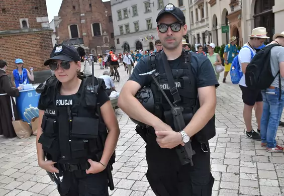 Na krakowskim rynku zatrzymano mężczyznę z bronią. To ochroniarz prezydenta Panamy